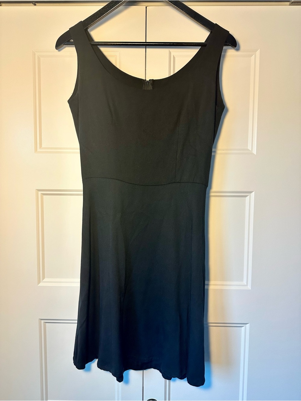 Hanna Dorothy Black 100% Bamboo Fit & Flare A-Line Sustainable Mini LBD Canada